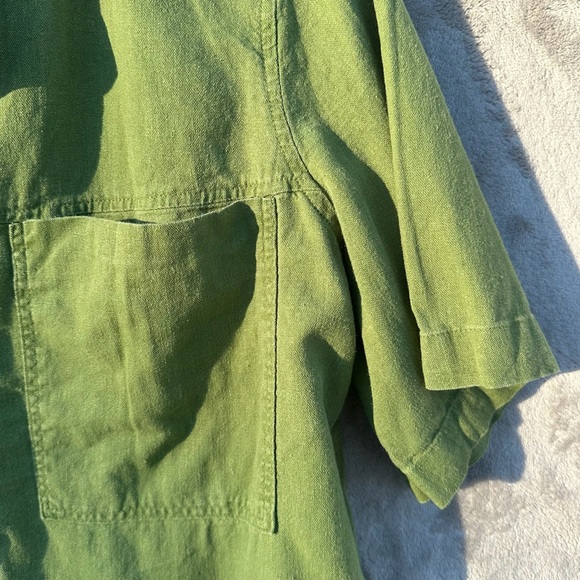 Universal Thread Women’s Olive Utility cropped box fit Button-Up Shirt – Size M - Picture 5 of 15